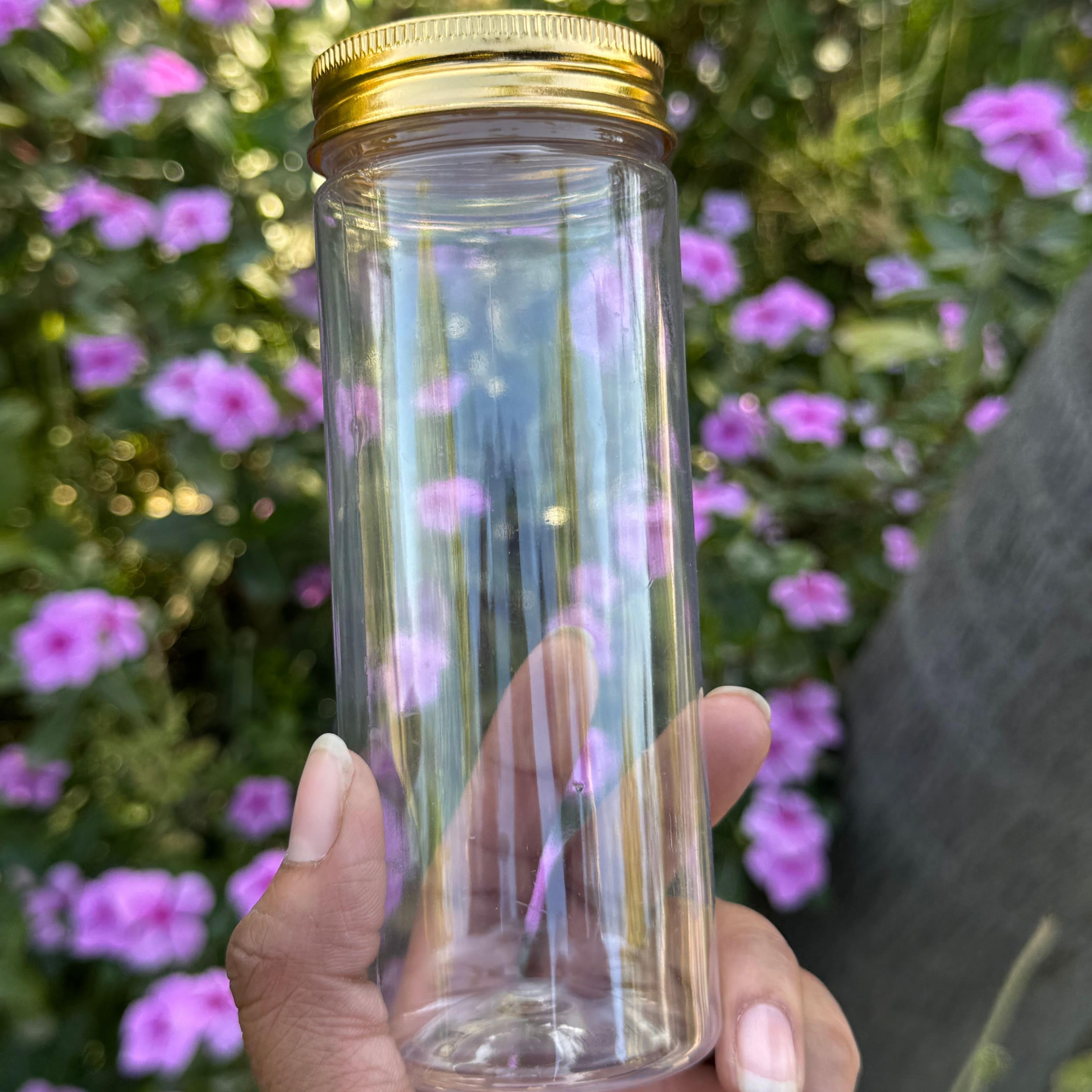 300ml Round PET Jar + 53mm Aluminium Gold Cap
